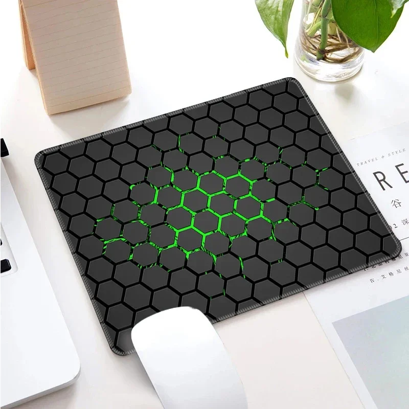 Geometric Art Mouse Pad Non-Sl - огляд і ціна Gaming Keyboard Mini